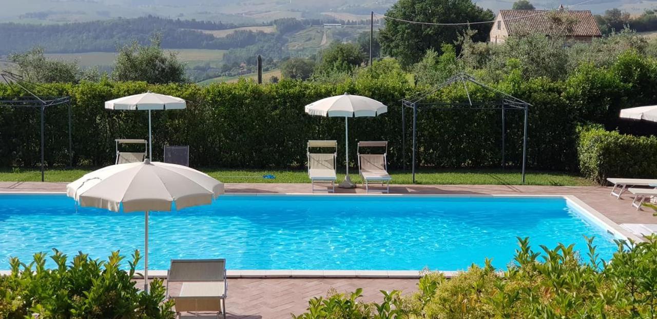 Agriturismo Fiore Di Campo Fermo Bagian luar foto